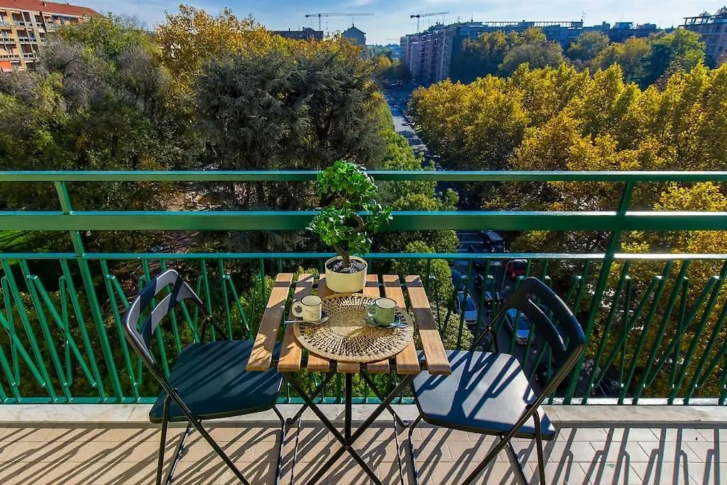 Apartament Charmy & Cozy Panoramic Flat 50M From M4 Stop Mediolan Włochy