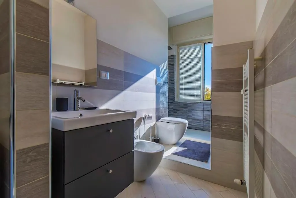 Charmy & Cozy Panoramic Flat 50M From M4 Stop Mediolan Apartament