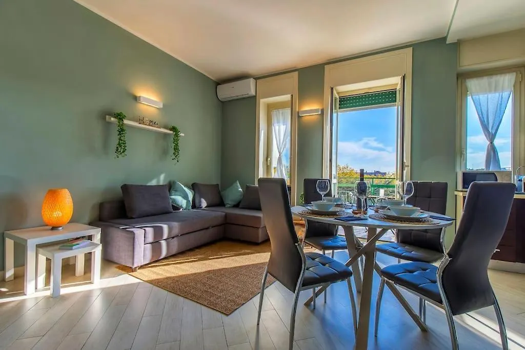 Apartament Charmy & Cozy Panoramic Flat 50M From M4 Stop Mediolan
